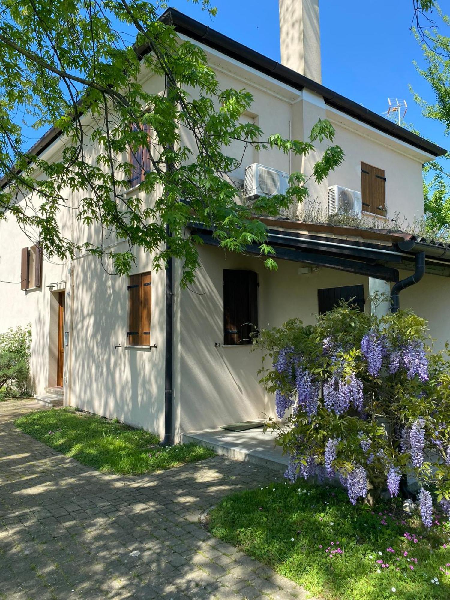 Holiday Home Giaron Rosolina Eksteriør bilde